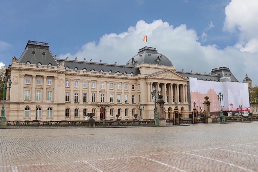 Het einde van de renovatie van de gevels van het Koninklijk Paleis van Brussel