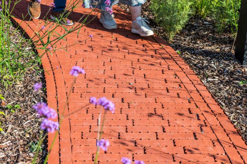 wienerberger presenteert Passaqua en Elfino Grande: duurzame oplossingen voor gevel, dak en buitenruimtes