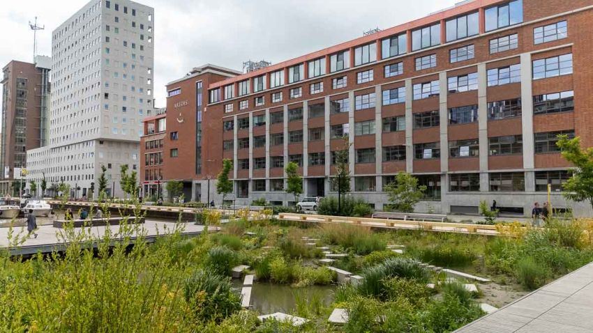 Reynaers Aluminium brengt industriële identiteit en hedendaagse prestaties samen in Havenzicht, Leuven 