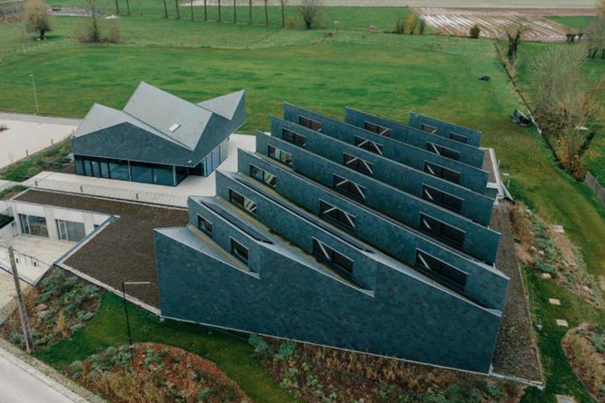 Bijzonder dak voor multifunctioneel vrijetijdscentrum